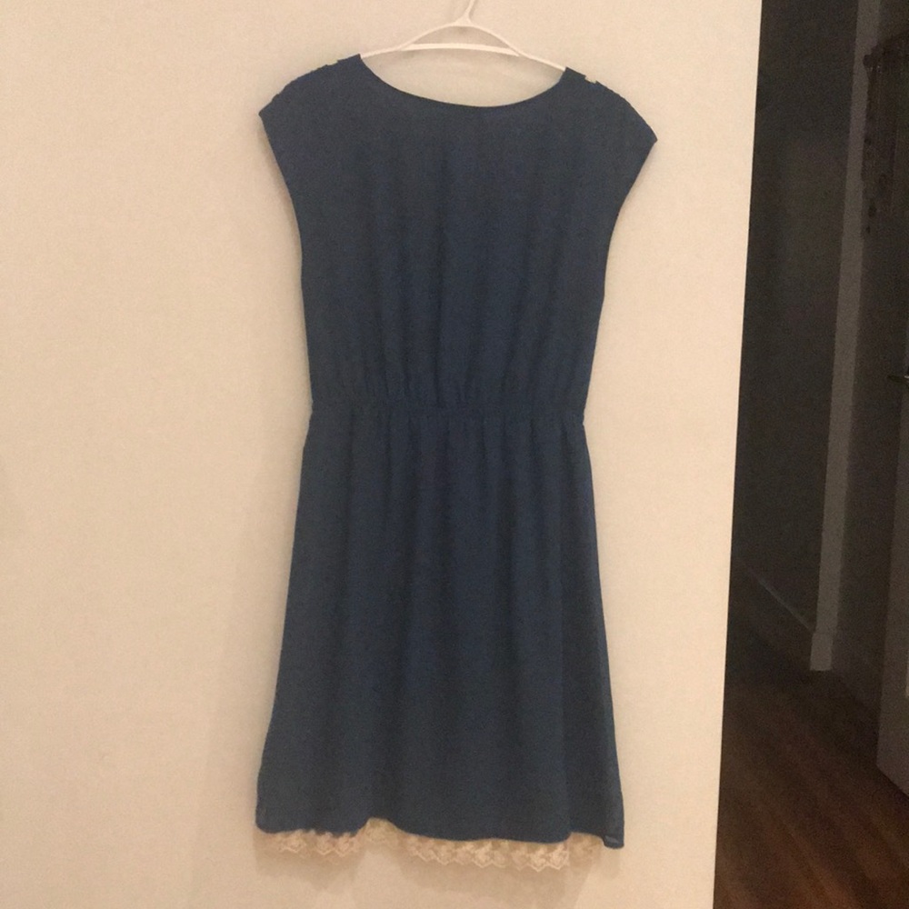 Dress - Picture 4 of 6